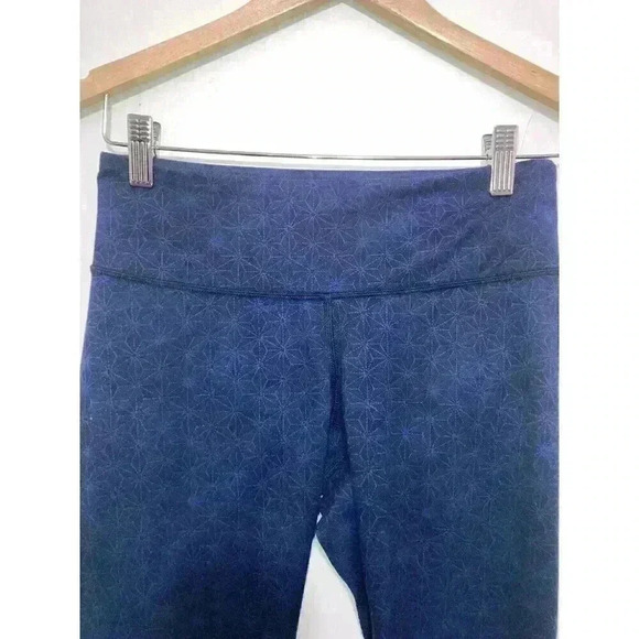 Lululemon Geometric Cropped Leggings Navy Size 4 - Picture 3 of 9
